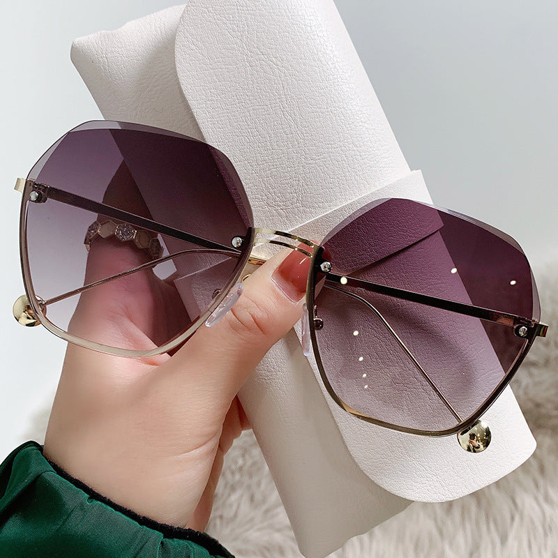Elegant Fashion Sunglasses